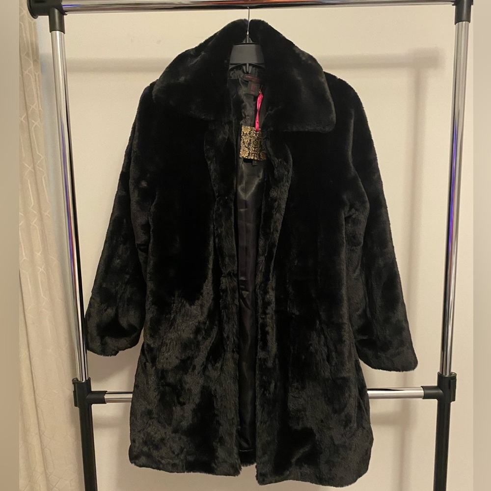 Luxurious, Soft Faux Fur Coat